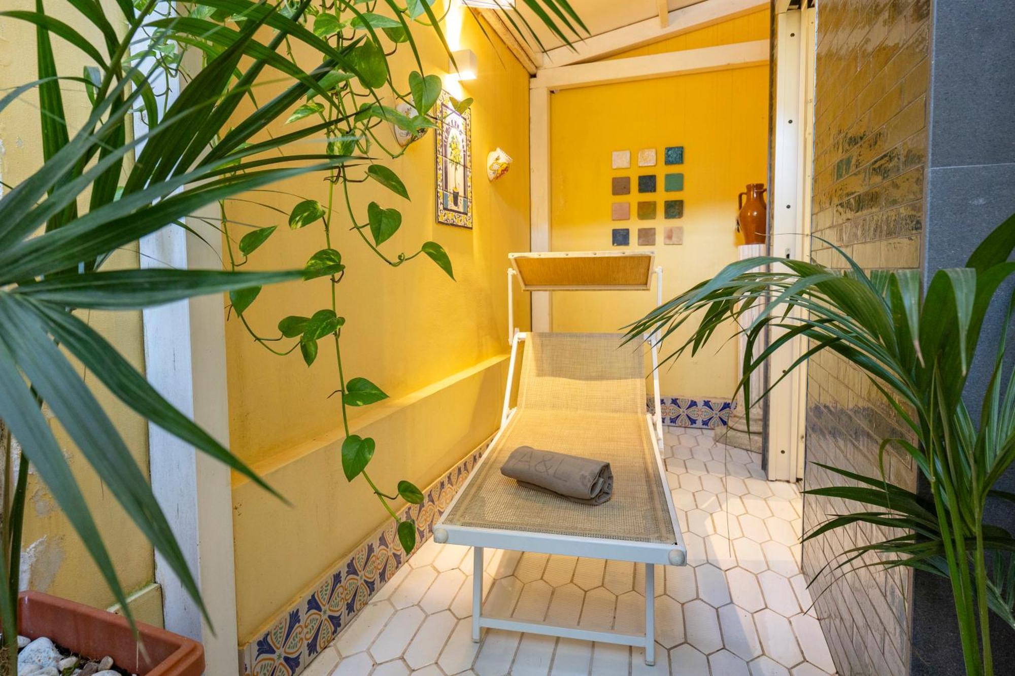 Suite Apartment Capri Con Jacuzzi In Piazzetta Luaran gambar