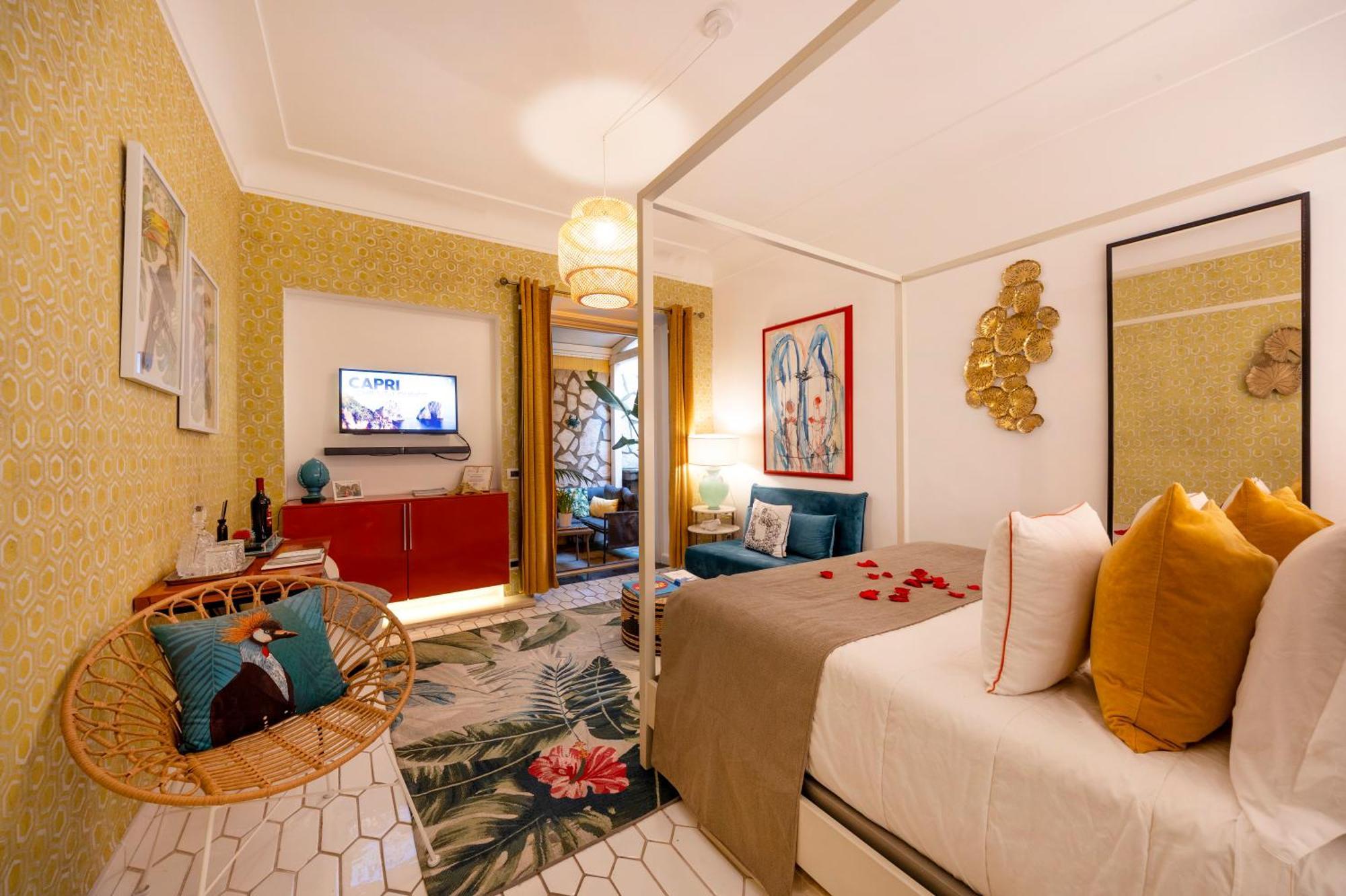 Suite Apartment Capri Con Jacuzzi In Piazzetta Luaran gambar