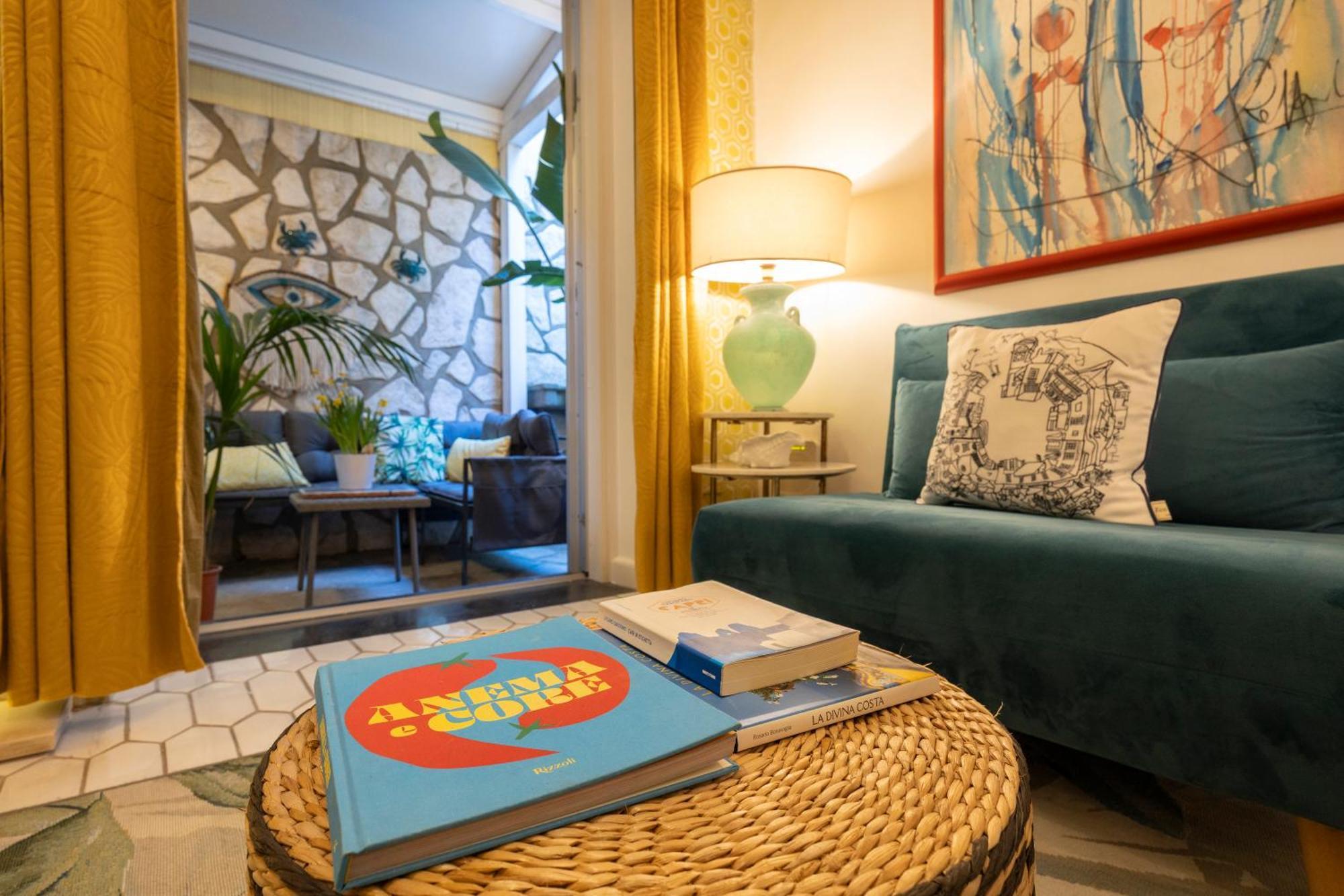 Suite Apartment Capri Con Jacuzzi In Piazzetta Luaran gambar